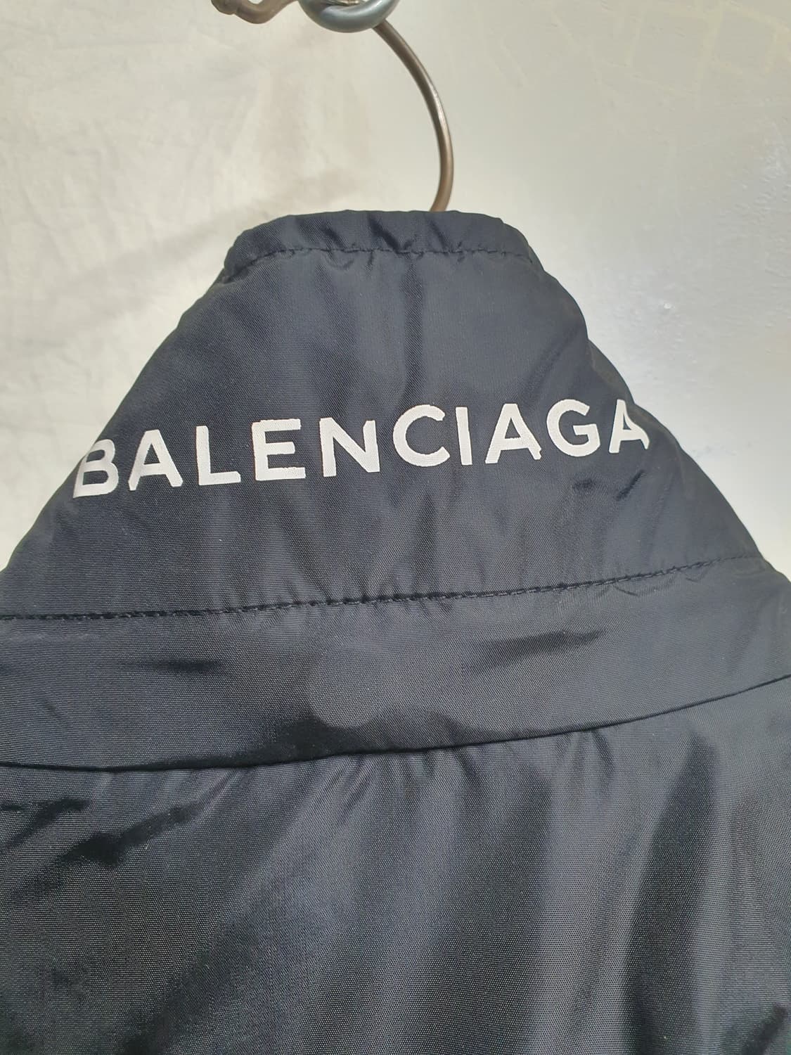 발렌시아가 바람막이 자켓 라지 상품이미지7