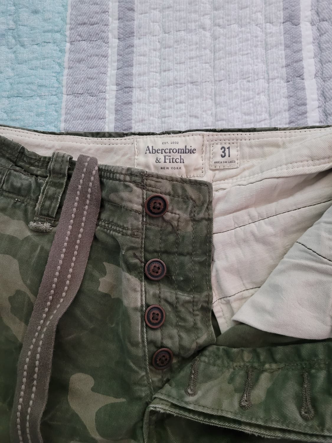 아베크롬비 밀리터리 빈티지 카모플라쥬 카고숏팬츠 탭31 실30사이즈 상품이미지3