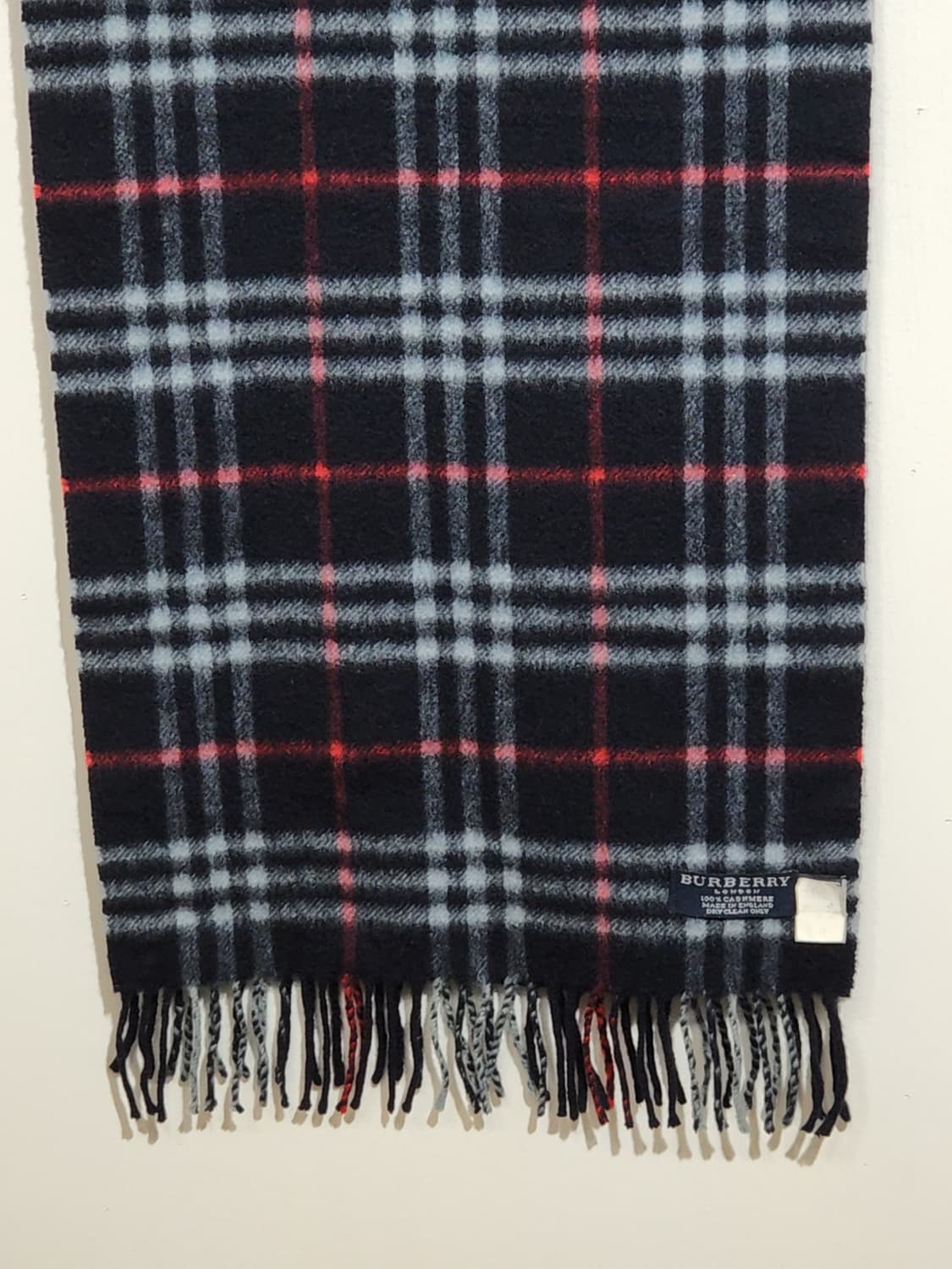 (정품) 버버리 캐시미어 목도리 체크 머플러 네이비 매장판  상품이미지4