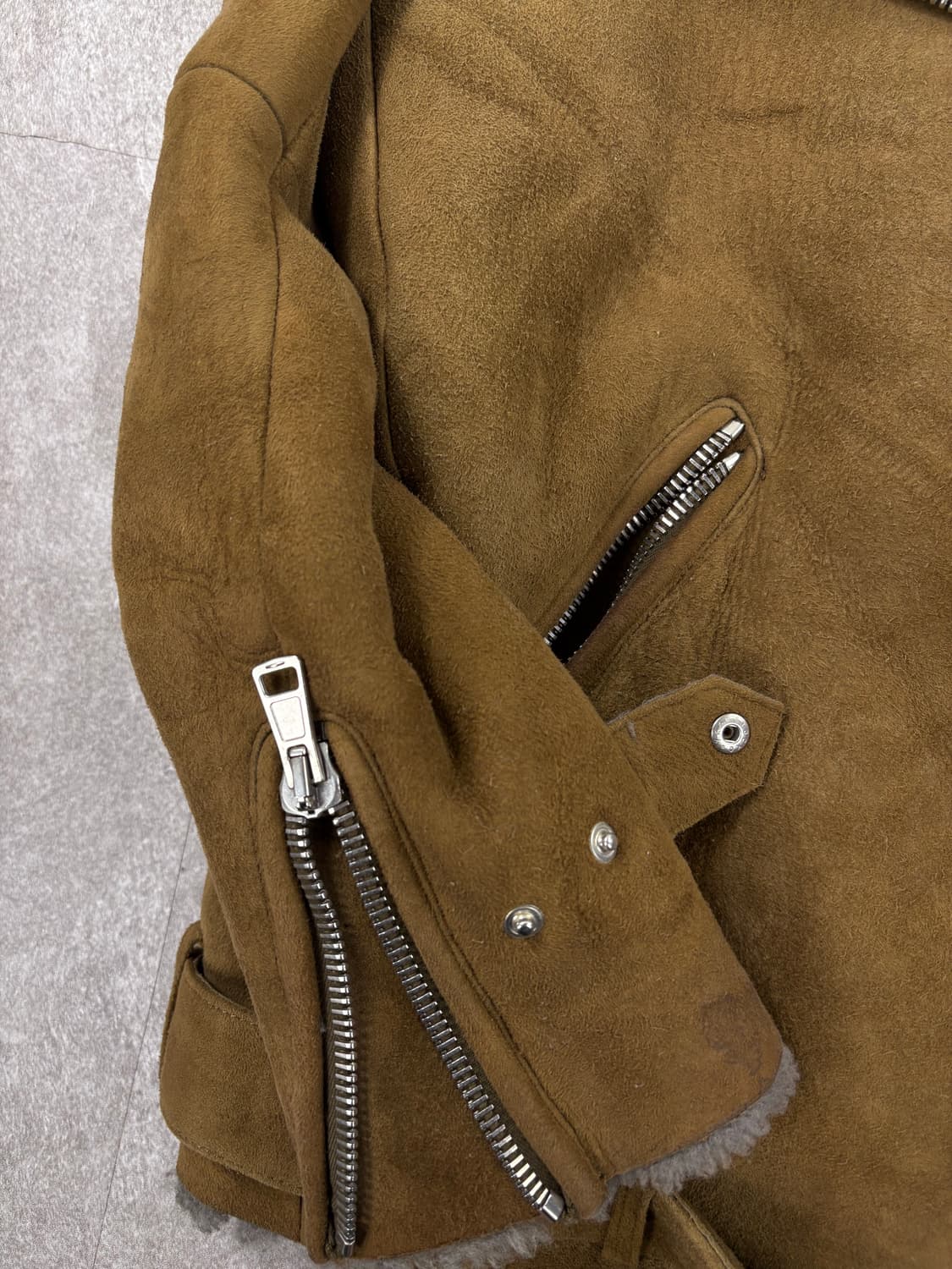 AcneStudios Mustang   상품이미지2