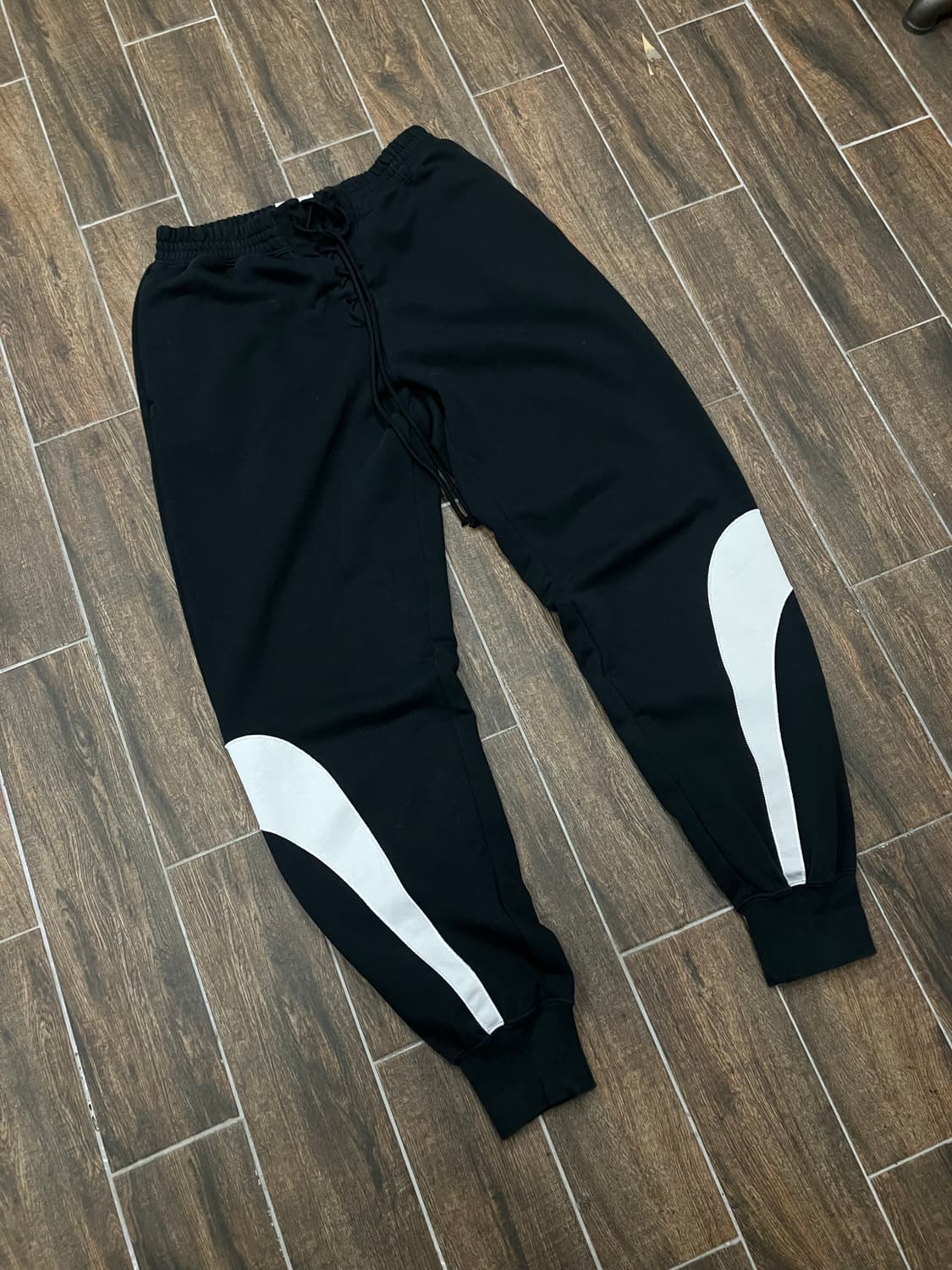 나이키 한정판 빅스우시 조거팬츠 상품이미지3