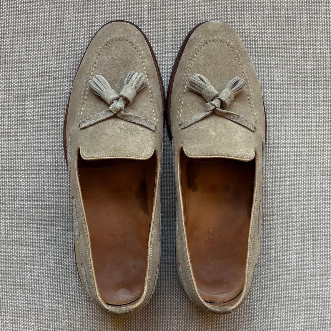 [UK6] Loake LINCOLN 샌드 스웨이드 태슬 로퍼 상품이미지8