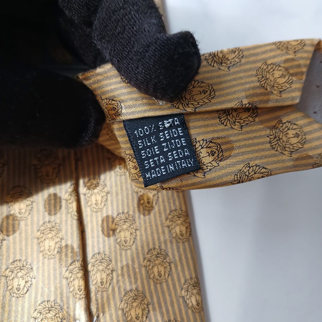 지아니 베르사체 실크 메두사 패턴 넥타이 8.9cm A등급 A19870
 상품이미지7