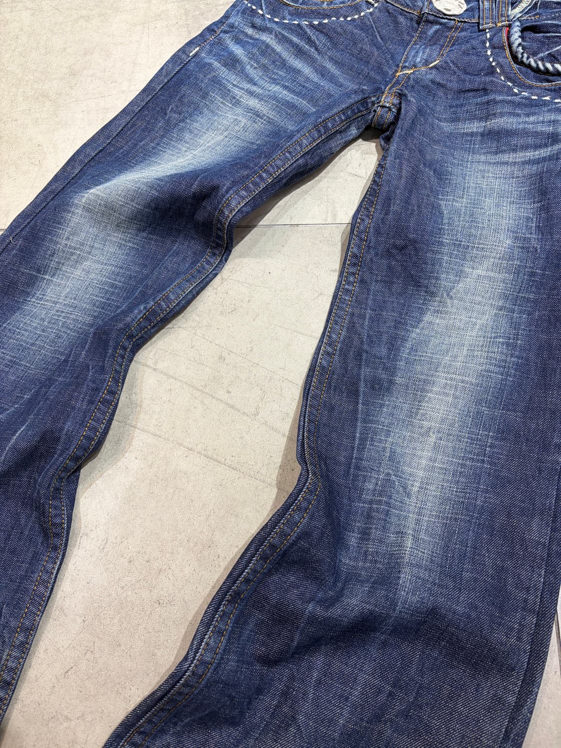 REDPEPPER 레드페퍼 블루 펑크 자수 데님팬츠 상품이미지8