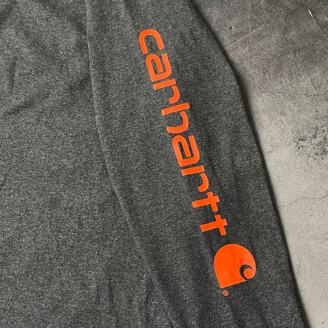 CARHARTT 칼하트 K231 차콜 레터링 긴팔 티셔츠 A00961 상품이미지6