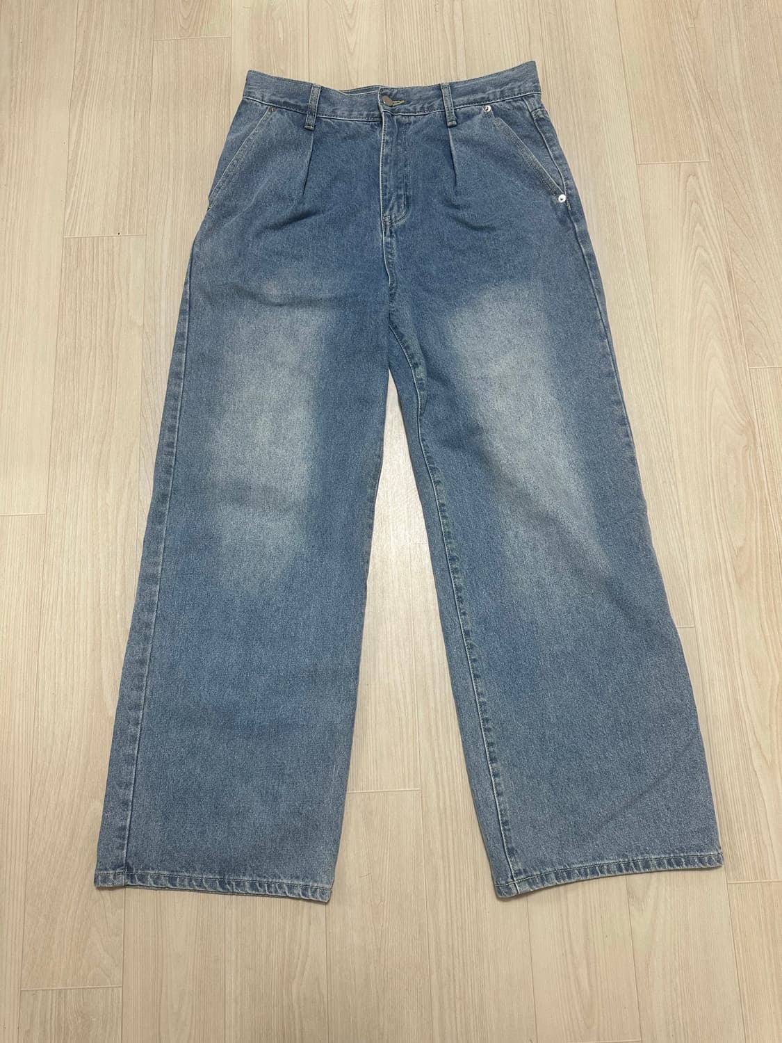 트릴리온 옐로우 워싱 리버스 턱 데님 팬츠 (LIGHT BLUE) M 상품이미지2