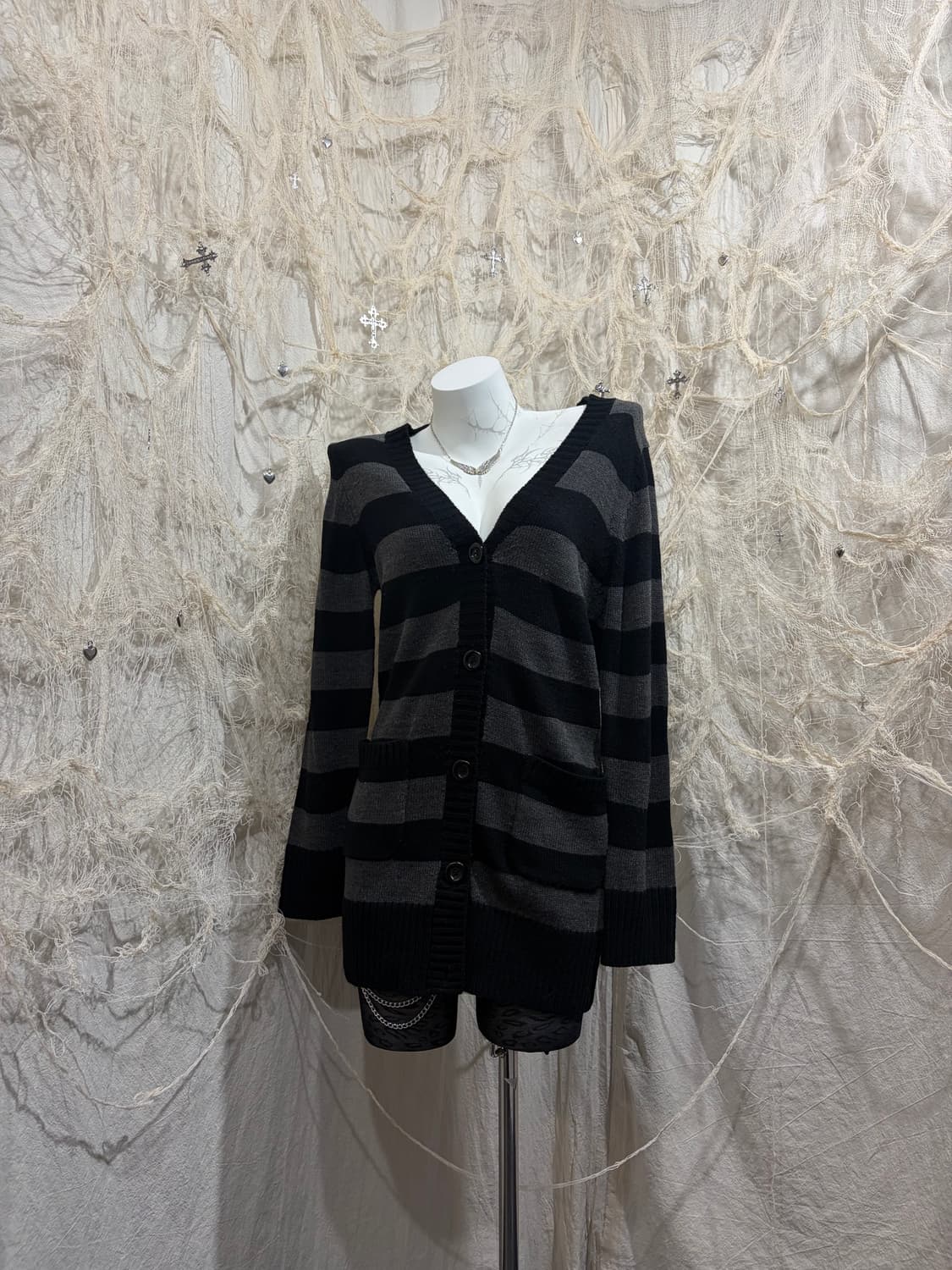 Gothic Stripe long Cardigan 상품이미지2