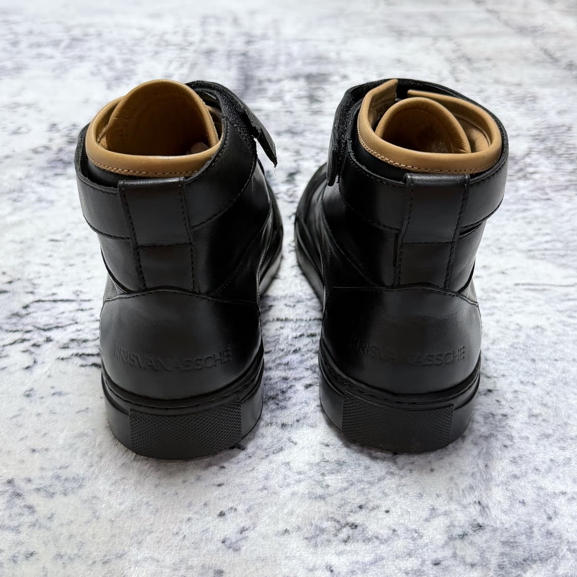 (새상품)크리스반아쉐 09FW 스트랩 스니커즈 블랙 40 상품이미지3