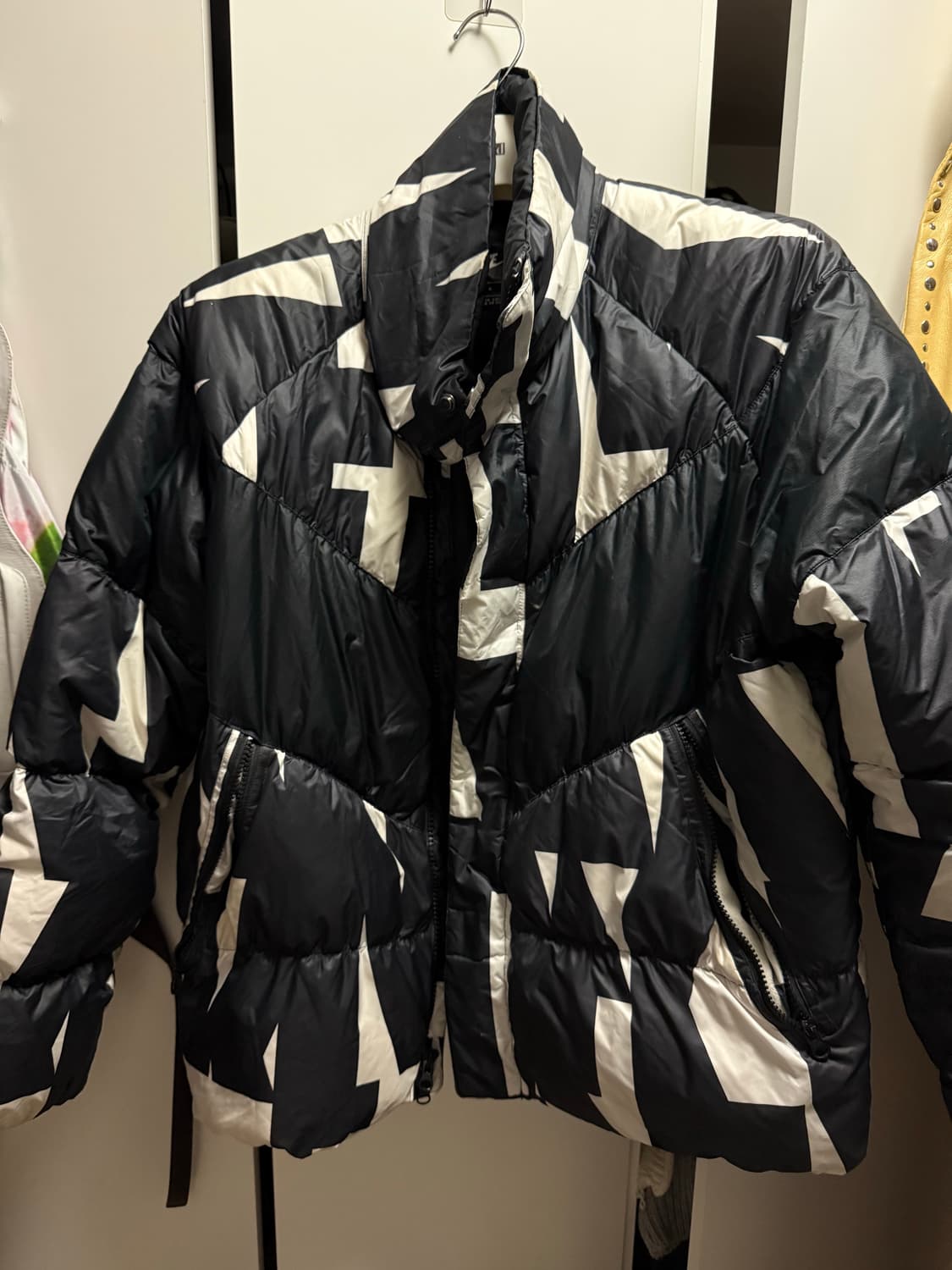 나이키 패딩 상품이미지2