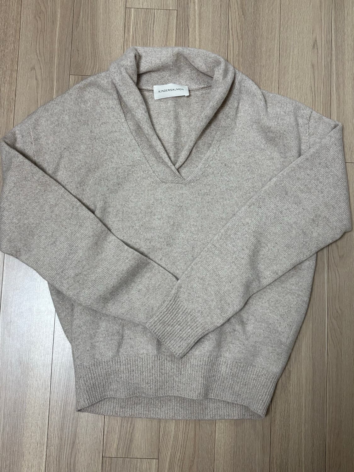 킨더살몬 숄 카라 풀오버 상품이미지2