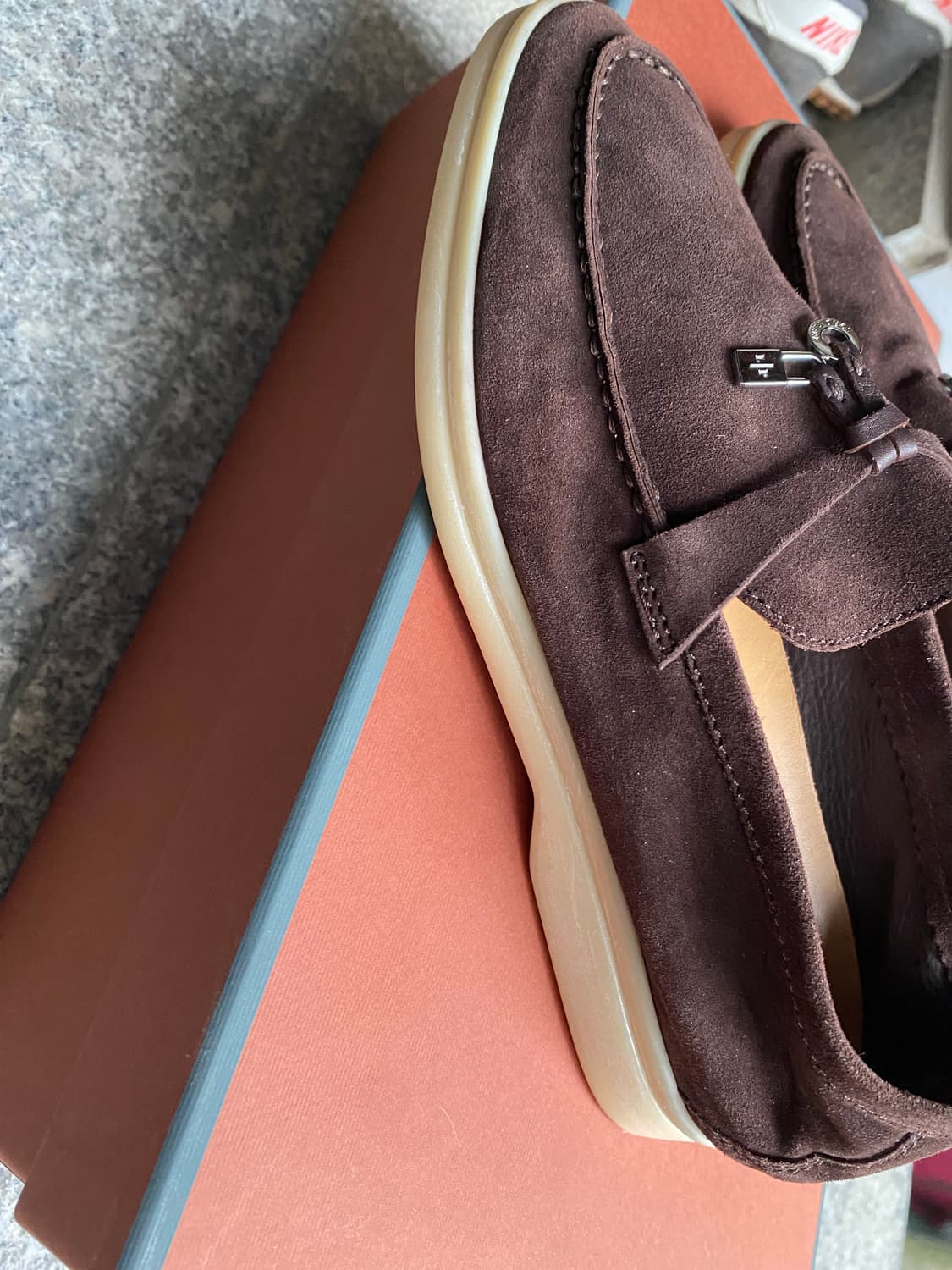 loro piana 로로피아나 썸머참스 36 초콜릿 상품이미지3