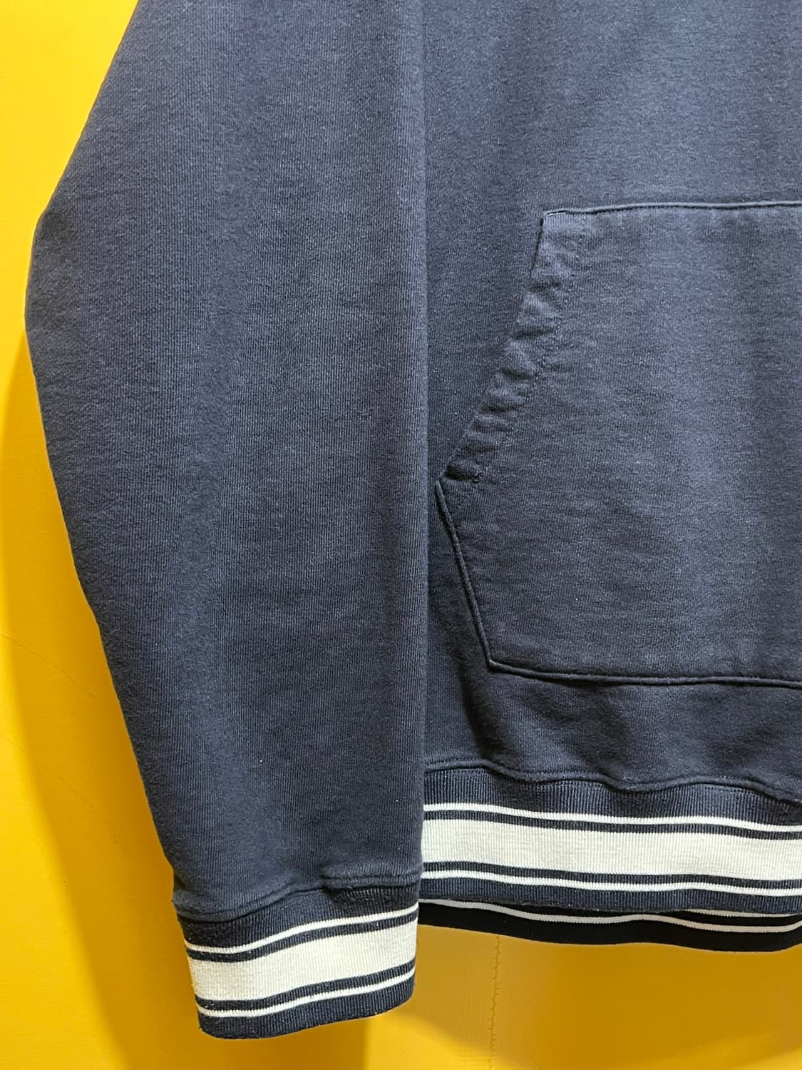 [L] 애프터프레이 레터링 로고 스플릿 후드 블랙 상품이미지4