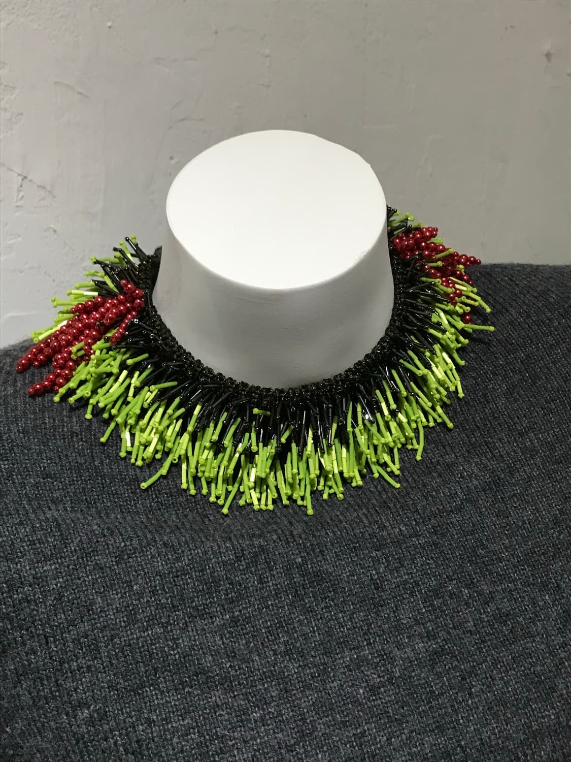 Beaded Pullover Knit • TOGA PULLA 상품이미지7