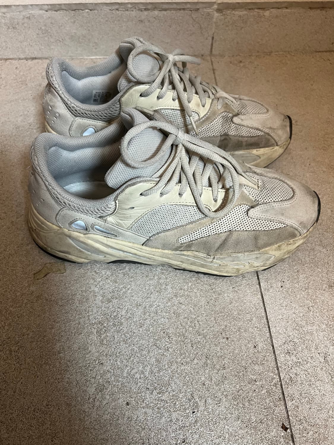 아디다스 이지 부스트 700 아날로그 2019 상품이미지4