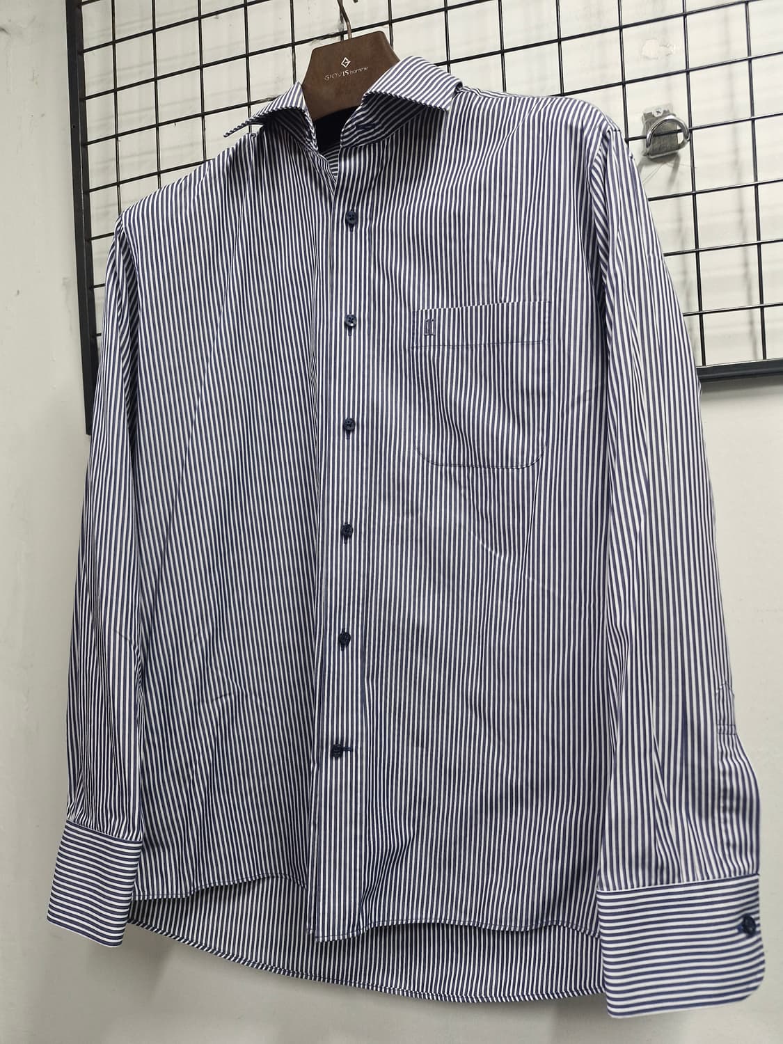 100L 닥스 스트라이프 긴팔 셔츠. 상품이미지3