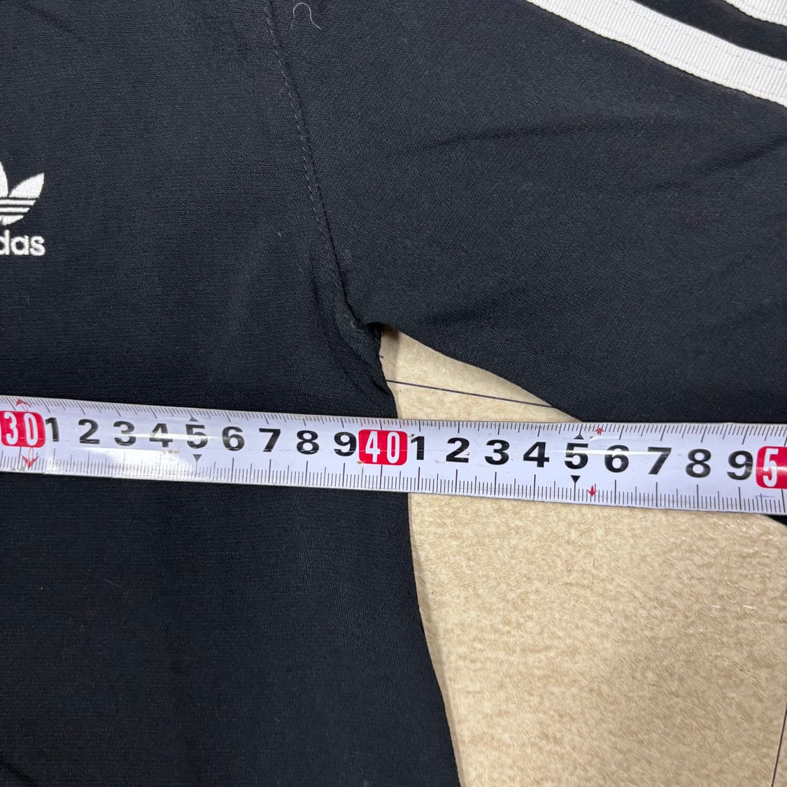 아디다스 오리지널 삼선 지퍼 반팔티 상품이미지5