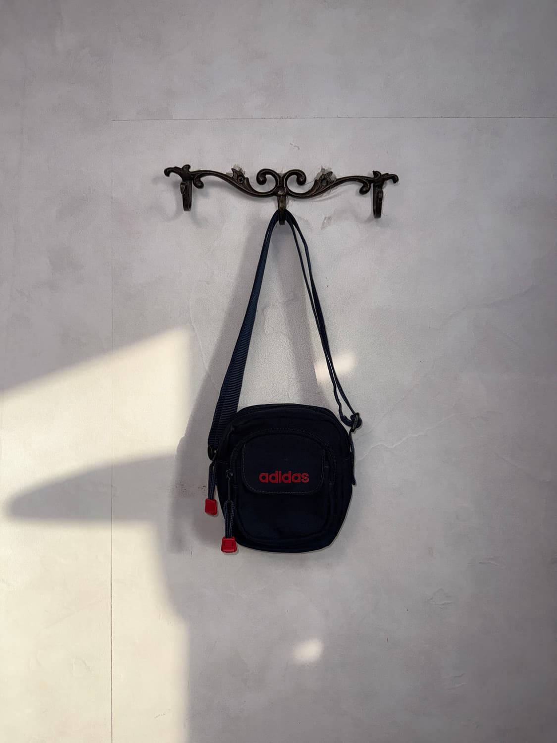 Adidas dark navy mini cross bag 상품이미지1