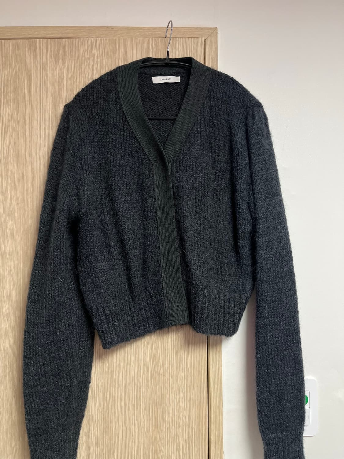 아모멘토 그랜마가디건 다크그레이 상품이미지2