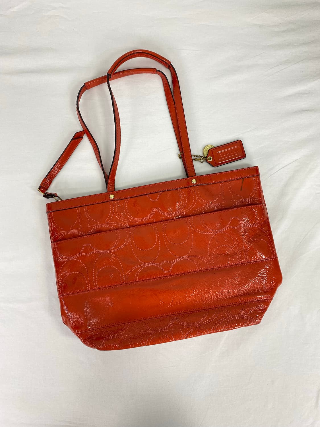 코치 페이턴트 가죽 시그니처 숄더백 토트백 상품이미지2