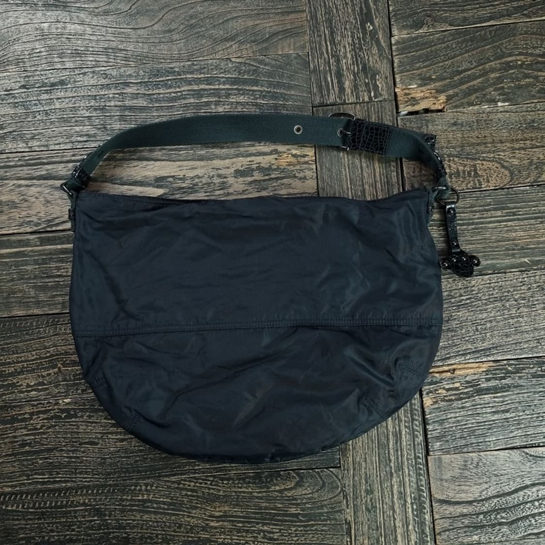 [키플링] Y2K 빈티지 에나멜 레더 도킹 나일론 숄더백 M20054 상품이미지3