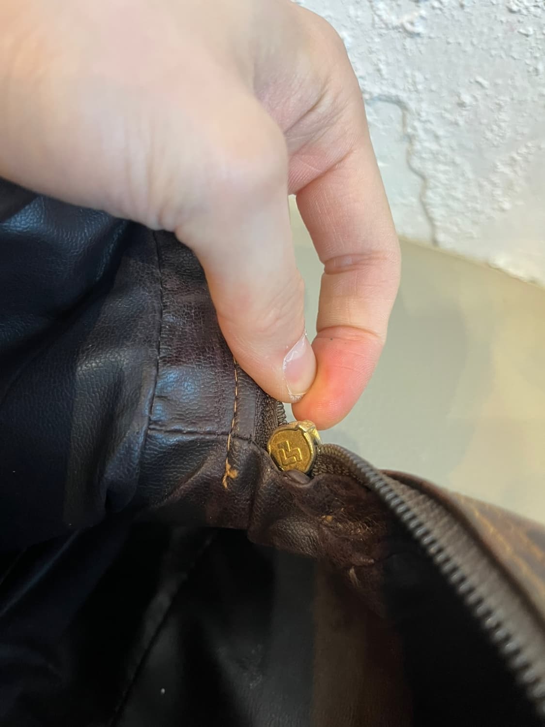 마리오 발렌티노 PVC 클러치백 Made in ITALY 상품이미지10