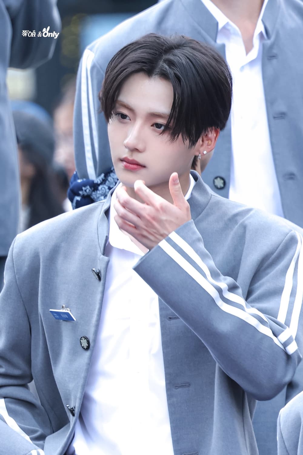 리우 여친자리 판매합니다 상품이미지1