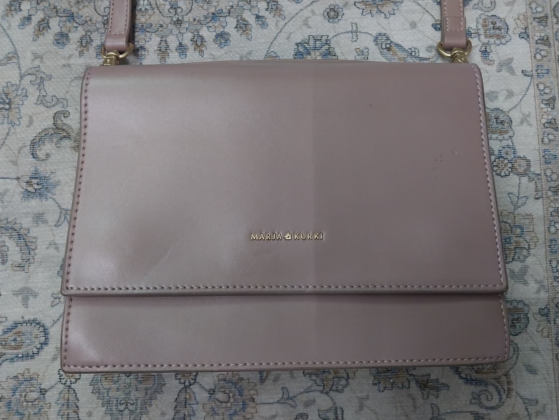 마리아 꾸르끼 핑크 크로스백 상품이미지3