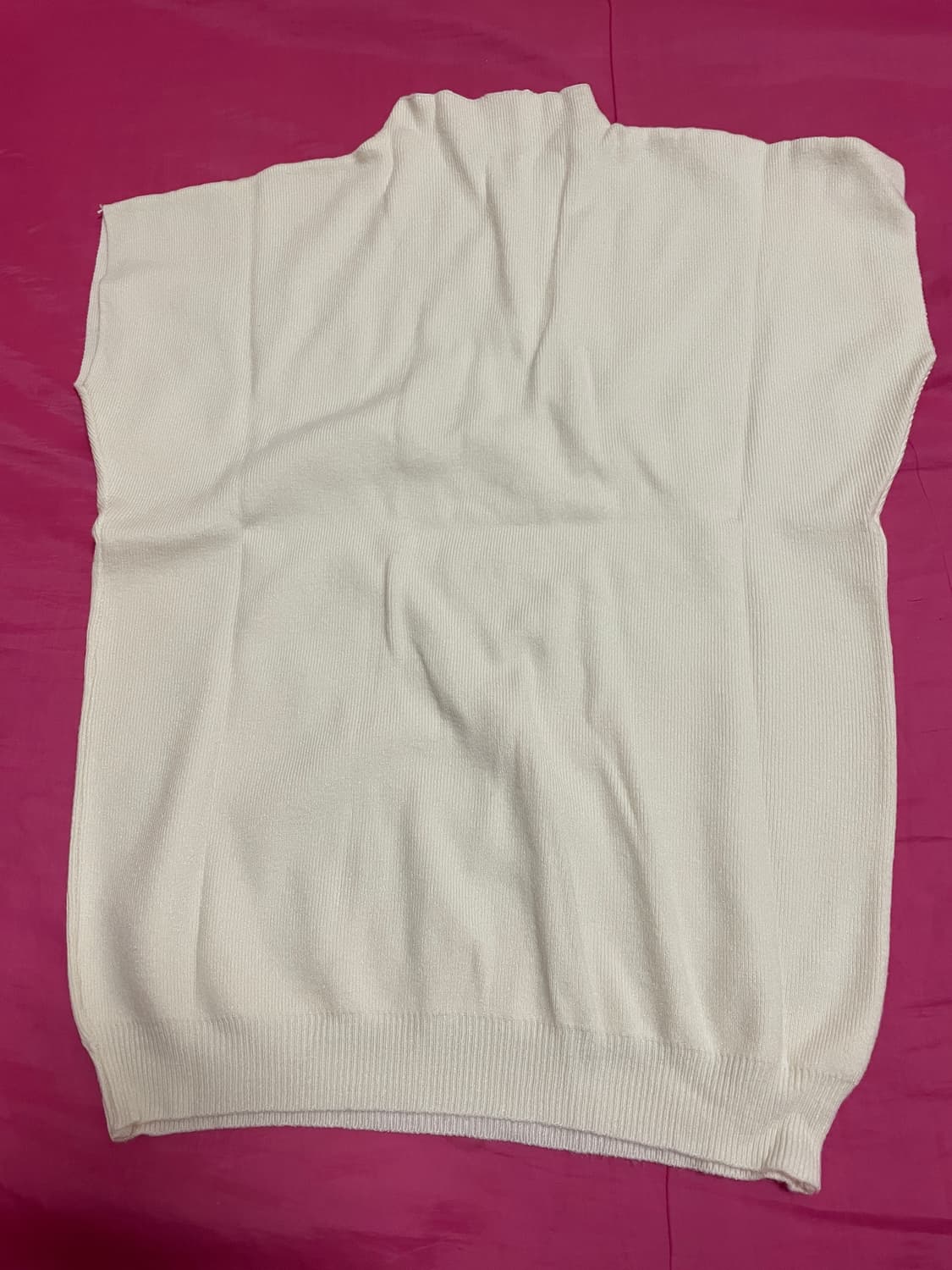 (새상품) 반팔 캡소매 반폴라 반목 니트 아이보리 상품이미지1