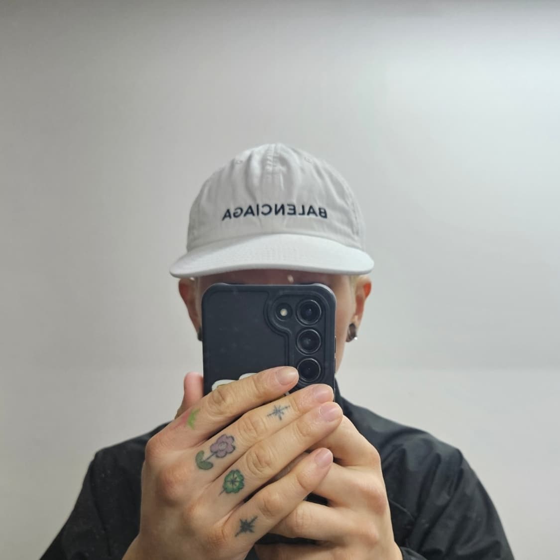 발렌시아가 볼캡 화이트 상품이미지3