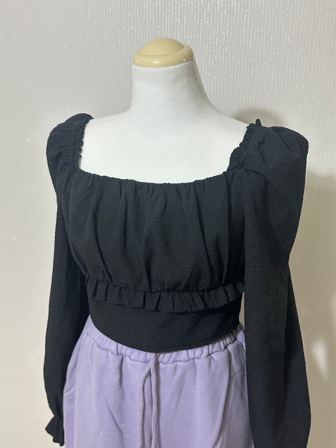 페일제이드 자가드 프릴 블라우스 상품이미지5