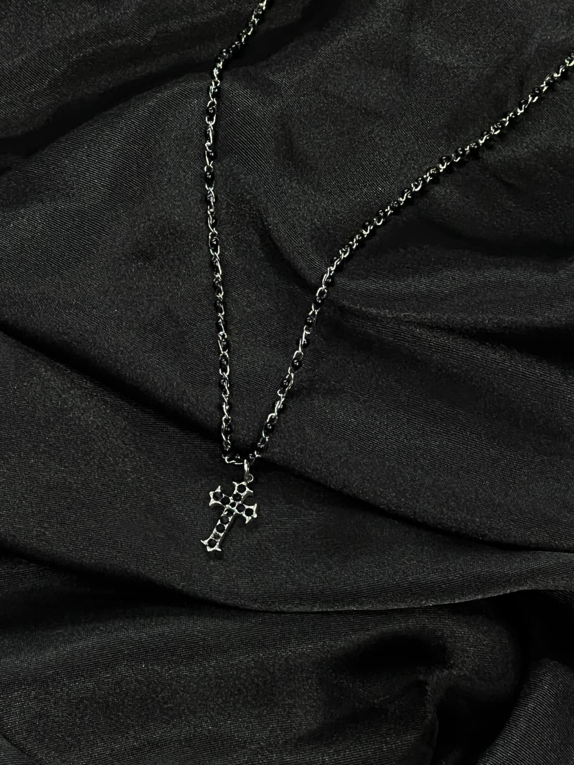 Remnant Cross Necklace 상품이미지2