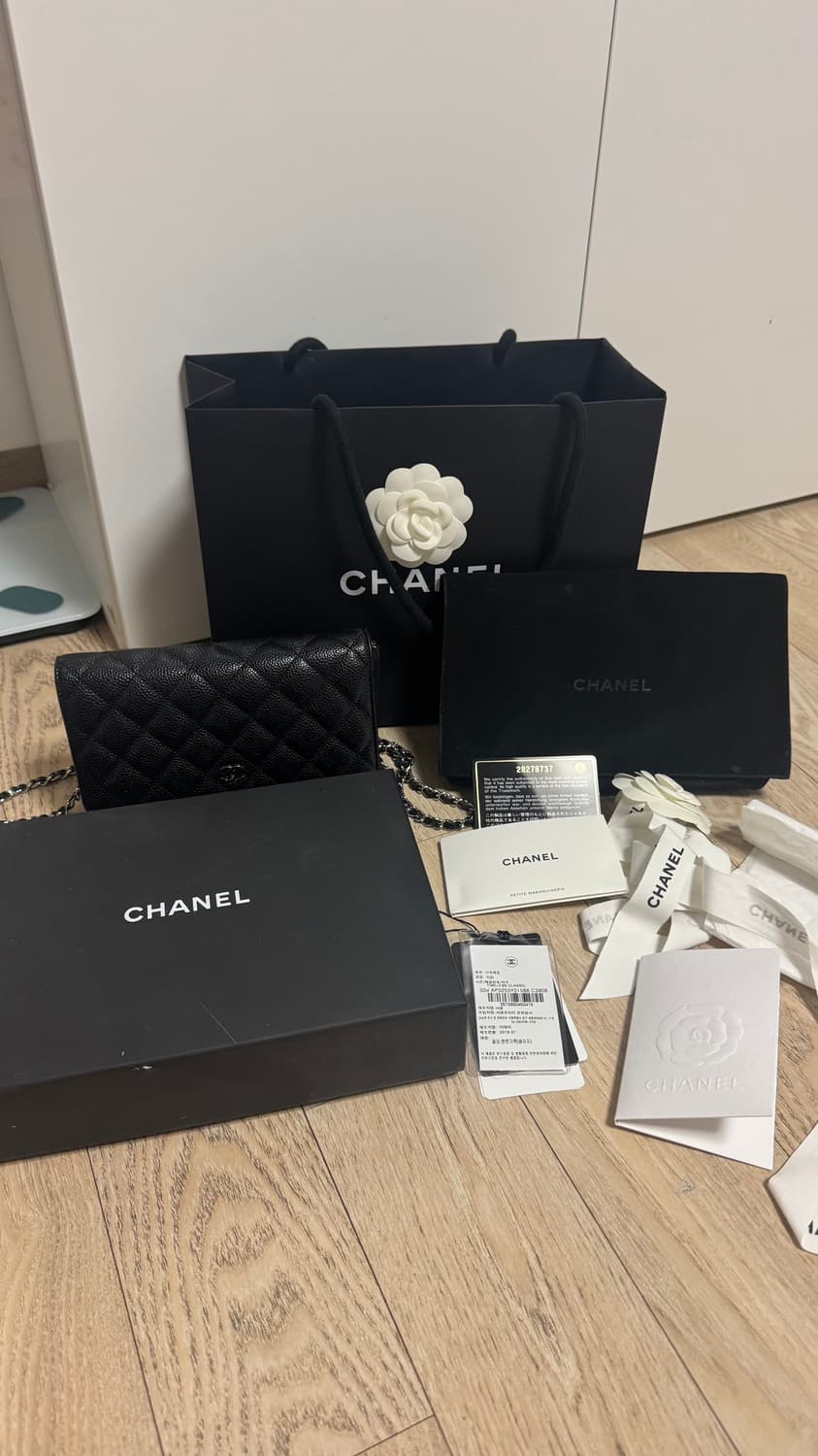 샤넬 woc 은장 캐비어 블랙 상품이미지1