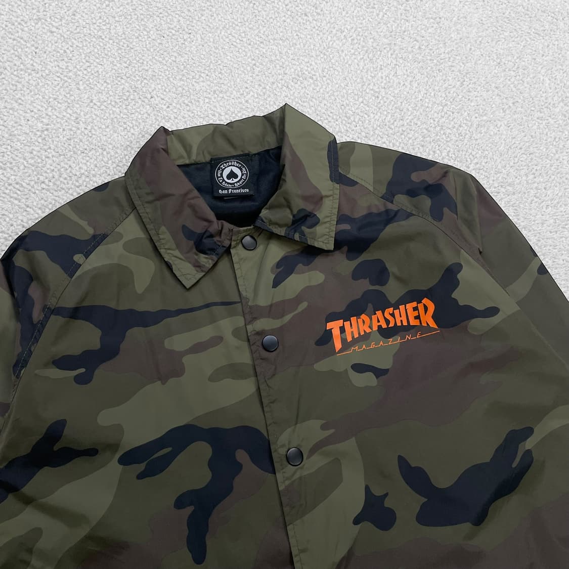 트레셔 스케이트 고트 카모 코치 자켓 상품이미지4