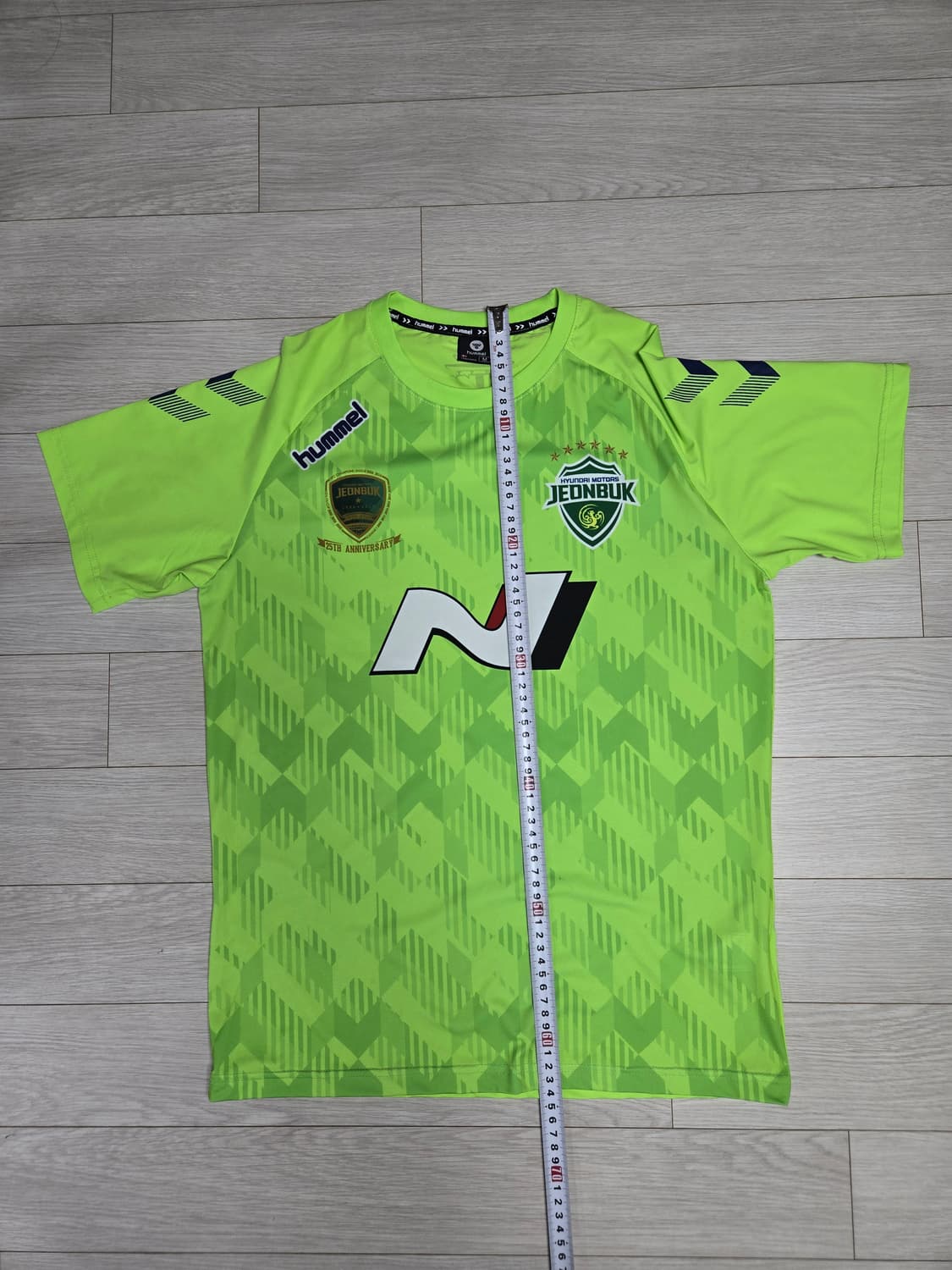 Hummel
험멜 전북 현대 25주년 유니폼 형광
 상품이미지5