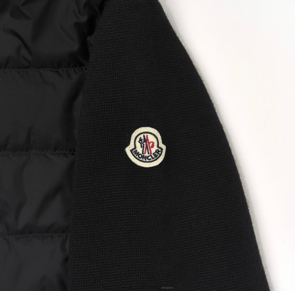 23FW 몽클레어 니트패딩 L 블랙 상품이미지2