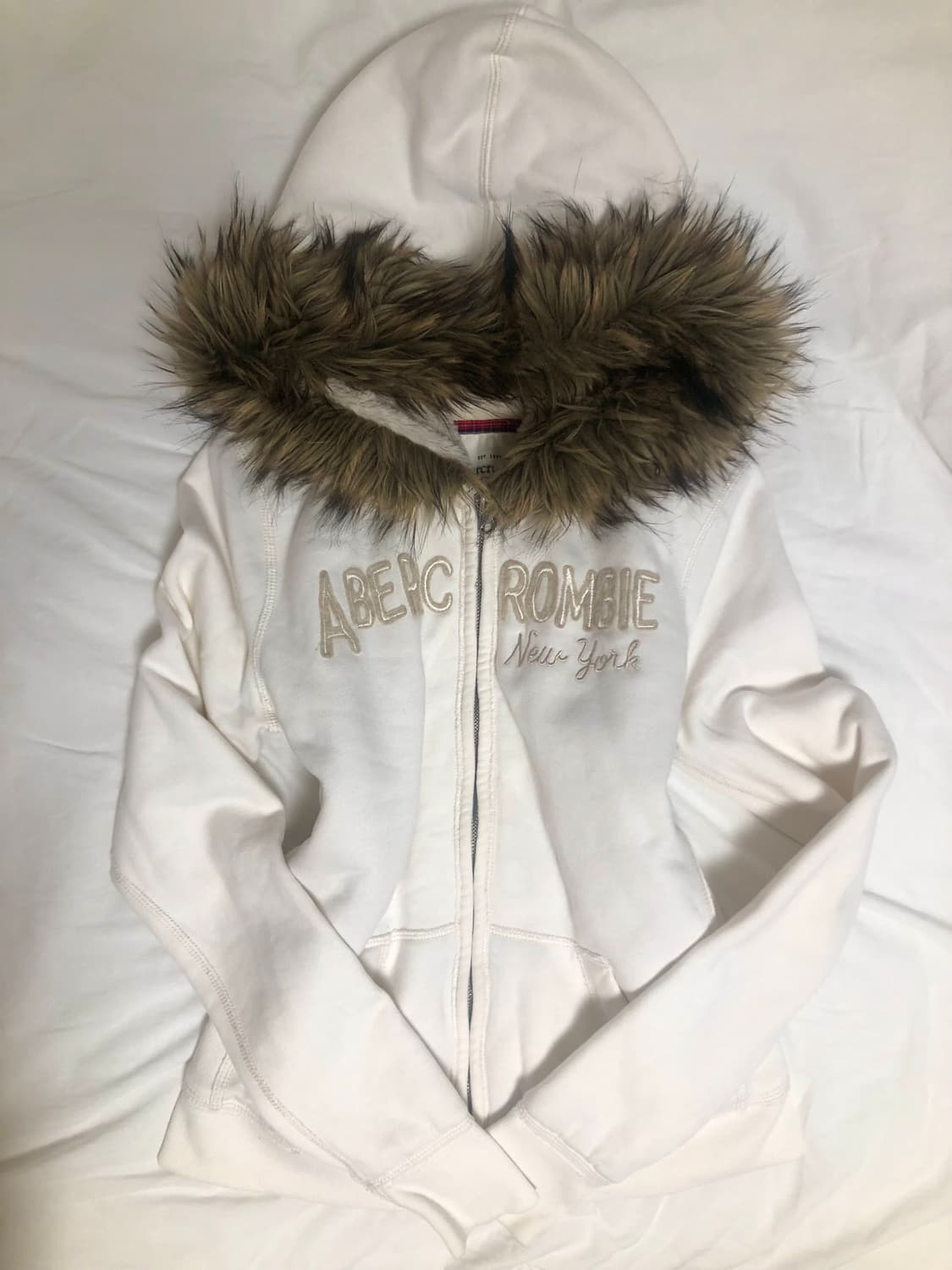 아베크롬비 y2k 딱붙핏 슬림 털 퍼 울프죠 후드집업 후집 상품이미지1