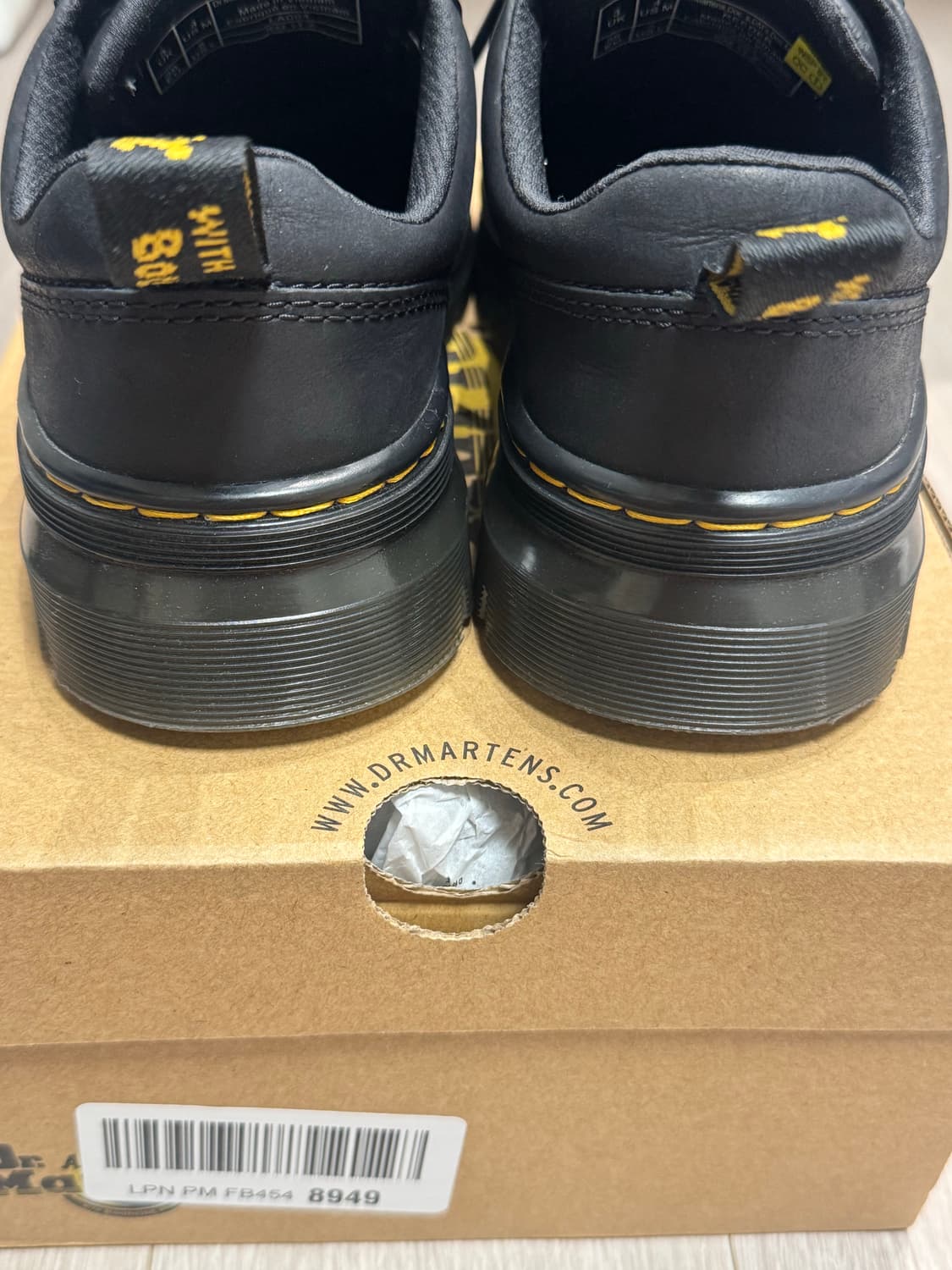 닥터마틴 리더 와이오밍 블랙 UK3 사이즈 220 상품이미지4