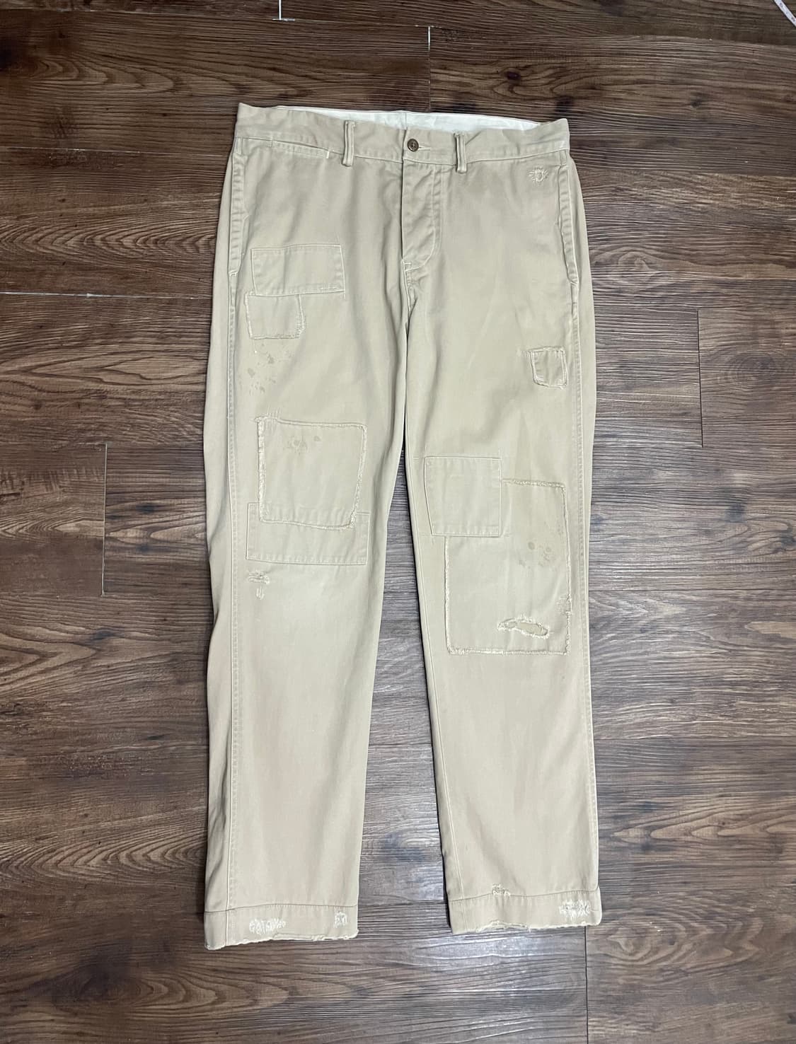 폴로 디스트레스드 리페어드 패치워크 치노 팬츠 상품이미지1