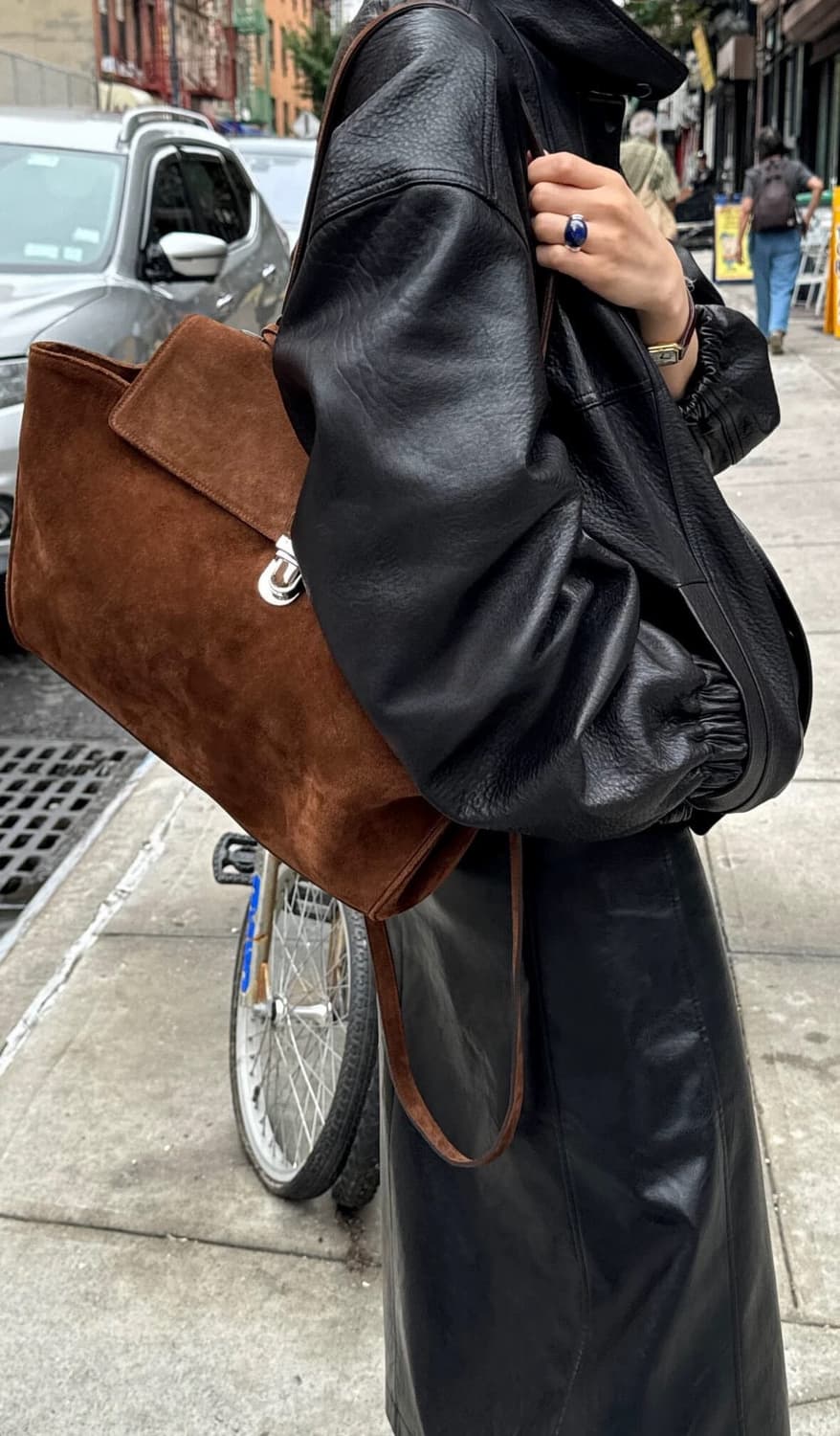 리본빛 말로우 스웨이드 숄더백 상품이미지3