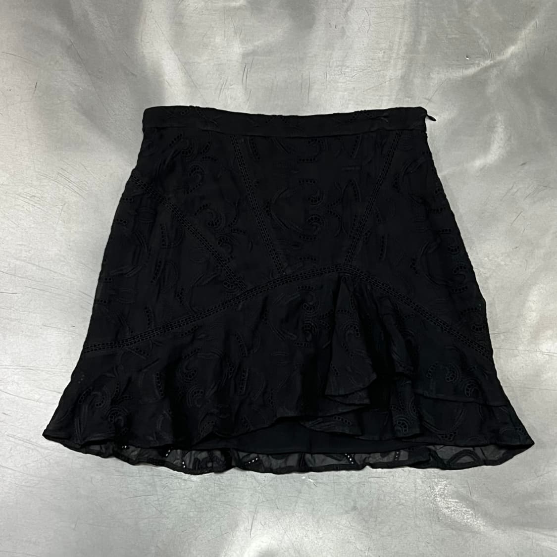  이로 펀칭 미니 스커트 y16029 상품이미지1