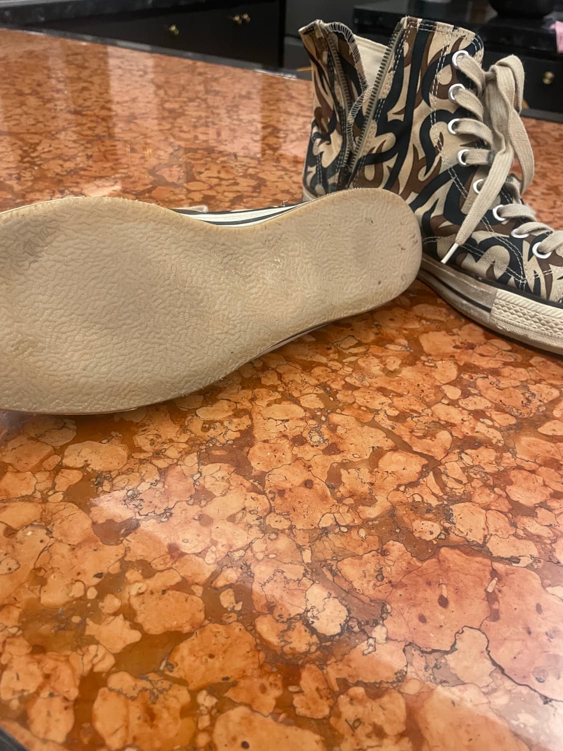 넘버나인 2004aw 트라이벌 하트 스니커즈 상품이미지4