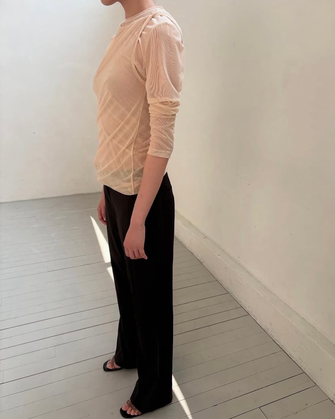 Teak 티크 레이어드 메쉬 탑 mesh top 상품이미지8