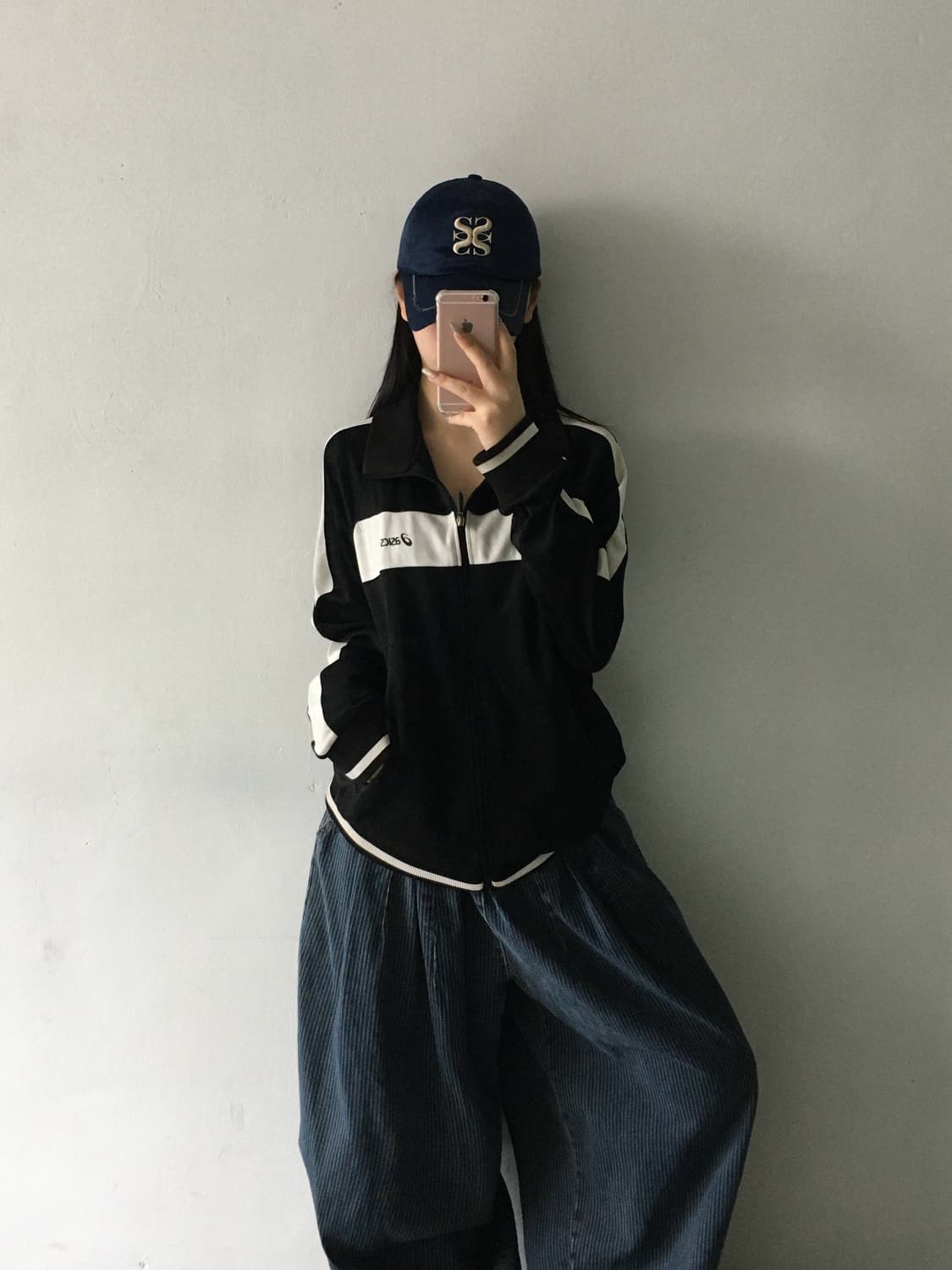 아식스 배색 트랙탑 상품이미지1