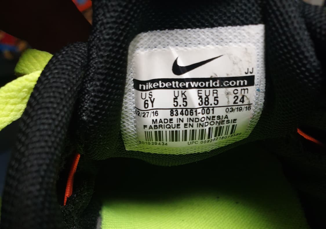 나이키 프리런 CMTR 블랙&형광 런닝화 (240) 상품이미지7