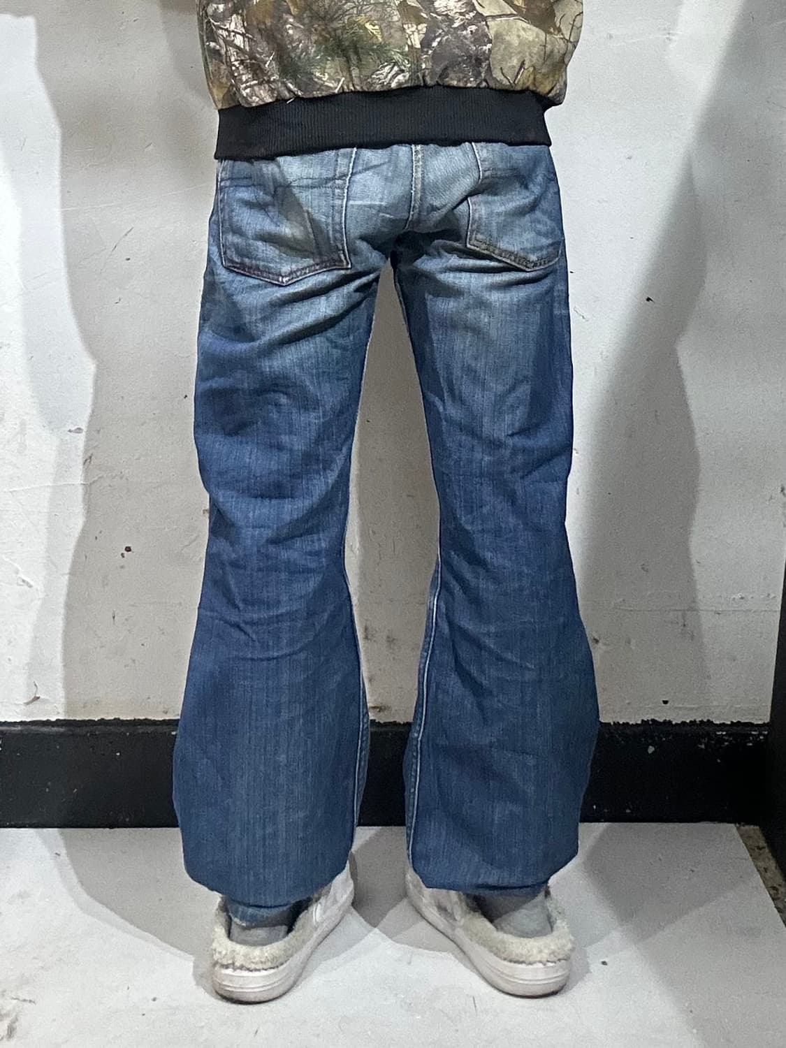 디젤 중청 와이드 워싱 데님 팬츠 청바지 32 상품이미지3