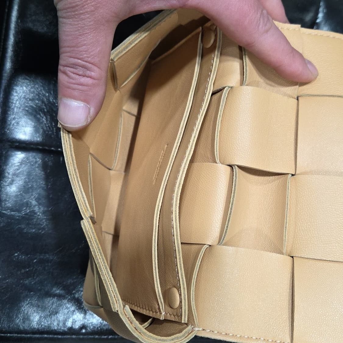 보테가베네타 벨트 백 남.녀.공용 상품이미지3