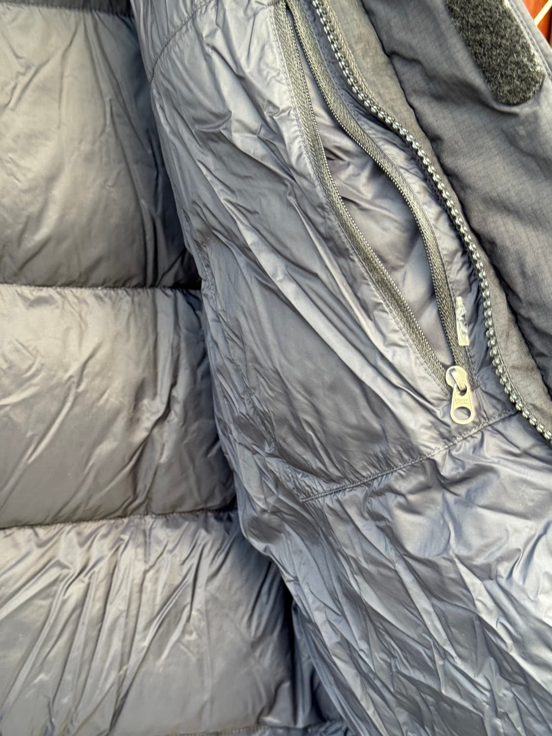 마운틴하드웨어 구스다운 패딩파카 블랙 L 상품이미지6