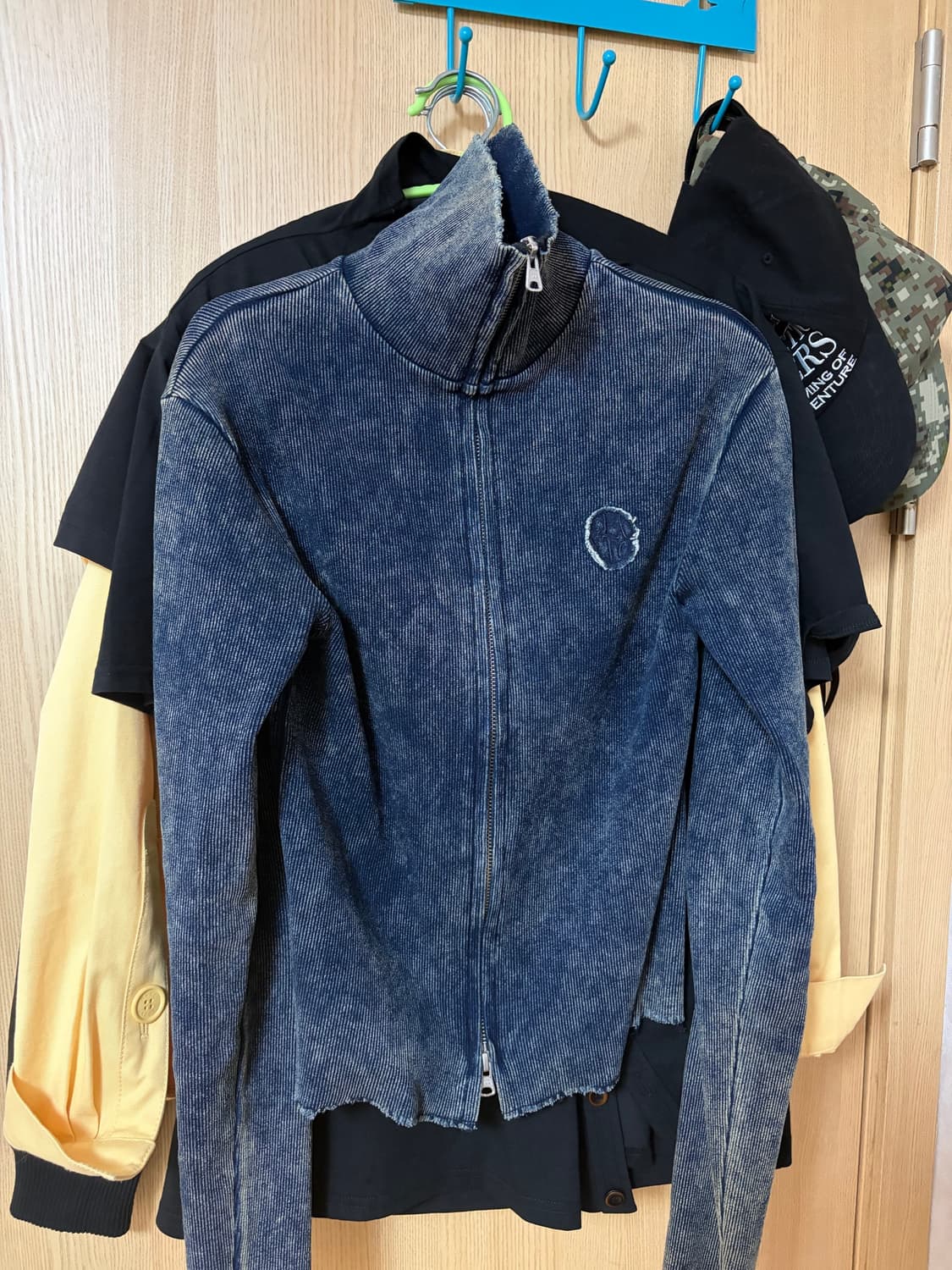 Stone Washed Ribbed Neck Zip Up_[Blue] 상품이미지2
