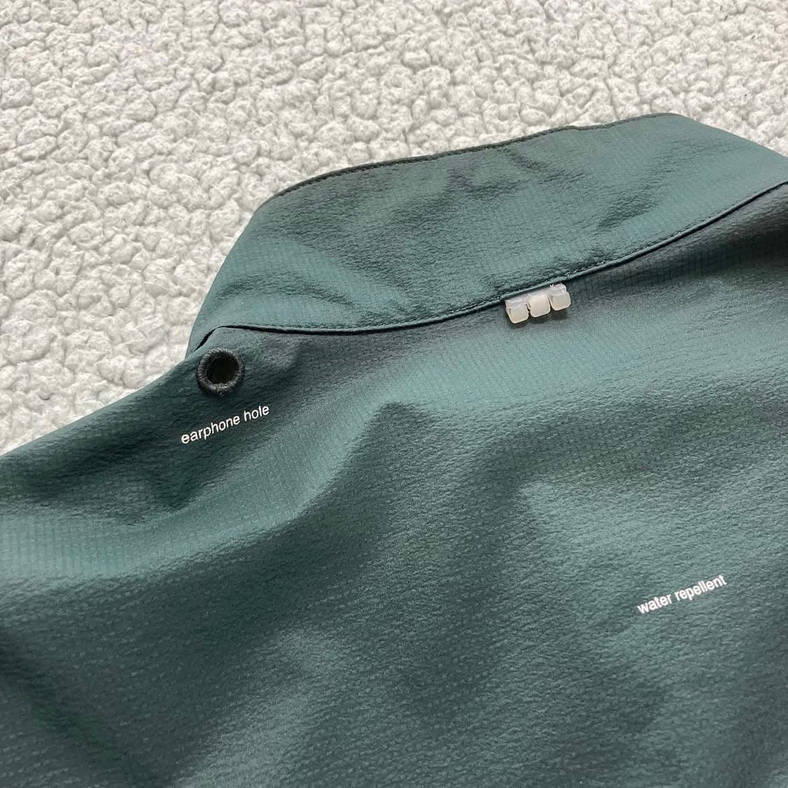 언더커버 2010 S/S ‘Less but Better’ 패커블 자켓 상품이미지5