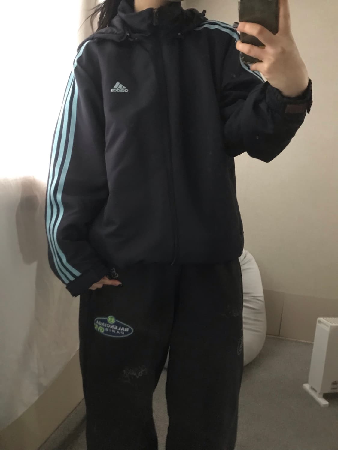 아디다스 네이비 연하늘 후드 누빔패딩 상품이미지4